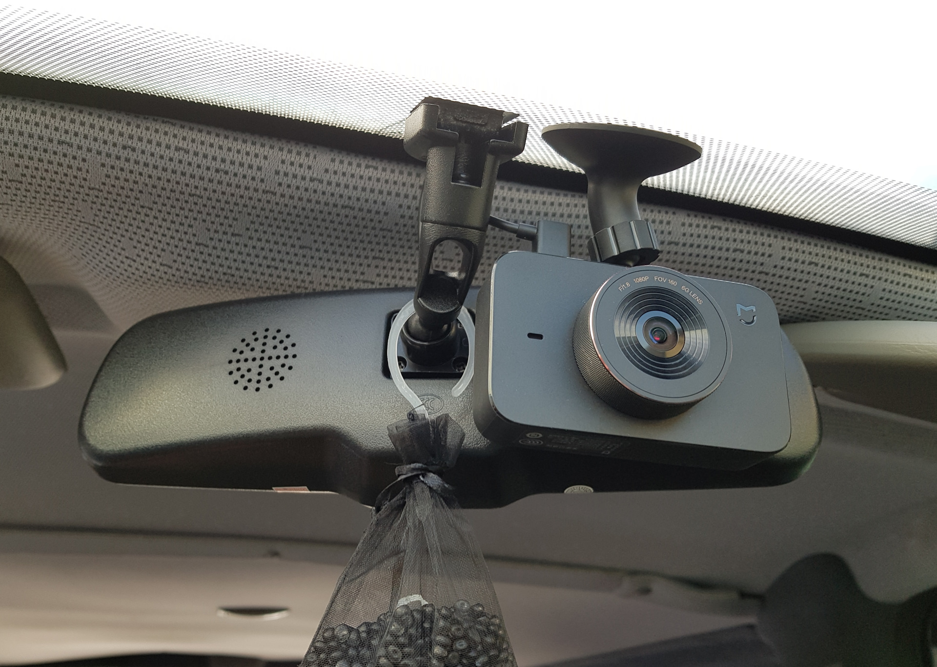 Інструкція користувача відеореєстратора MiJia Car DVR